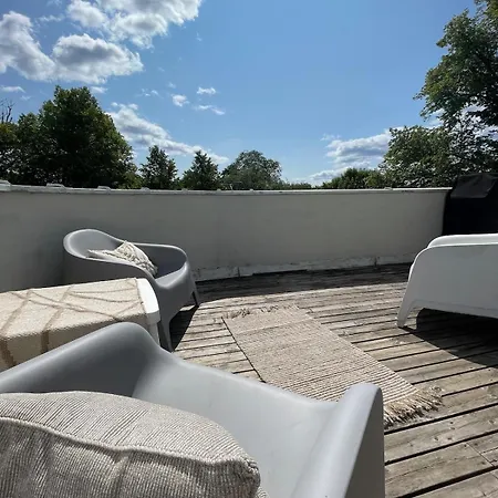 Apartment - Center - Spacious Floor With Big Private Balcony