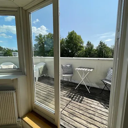 - Center - Spacious Floor With Big Private Balcony * Όσλο